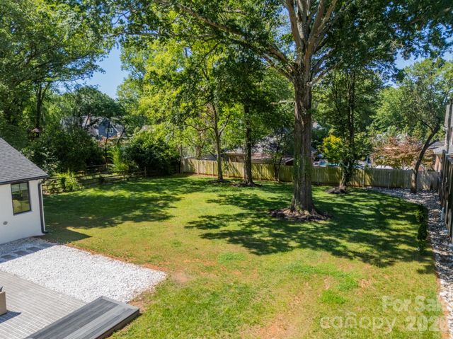 2528 Providence Road, Charlotte, NC 28211