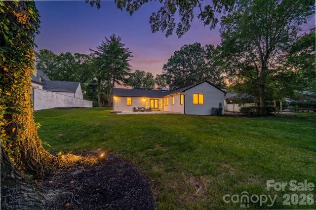 2528 Providence Road, Charlotte, NC 28211