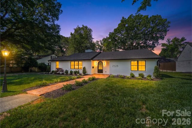 2528 Providence Road, Charlotte, NC 28211