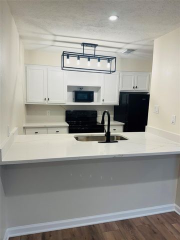 3900 Aspen Drive C104, Montgomery, TX 77356