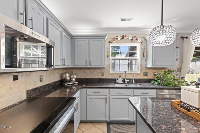 5304 Seaspray Lane, Raleigh, NC 27610