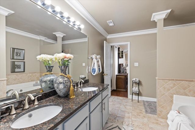 5304 Seaspray Lane, Raleigh, NC 27610