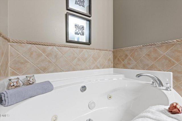 5304 Seaspray Lane, Raleigh, NC 27610
