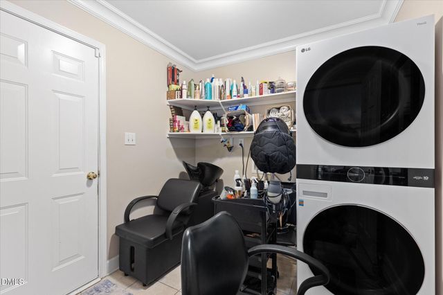 5304 Seaspray Lane, Raleigh, NC 27610