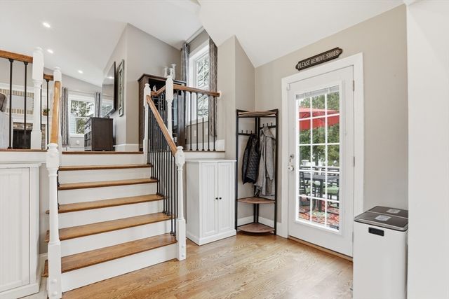 206 Russell St, Woburn, MA 01801