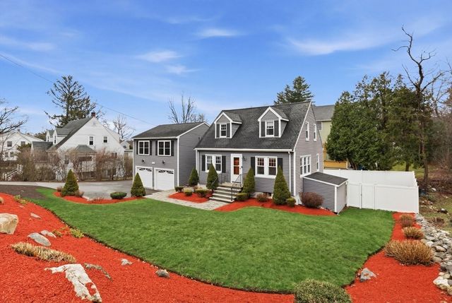 206 Russell St, Woburn, MA 01801