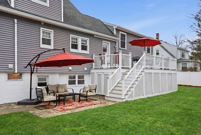 206 Russell St, Woburn, MA 01801