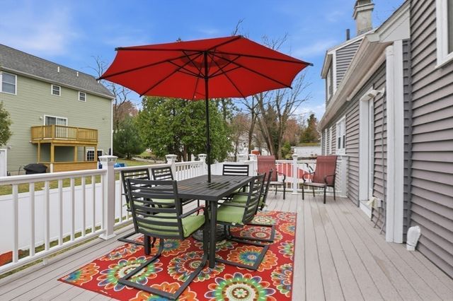 206 Russell St, Woburn, MA 01801