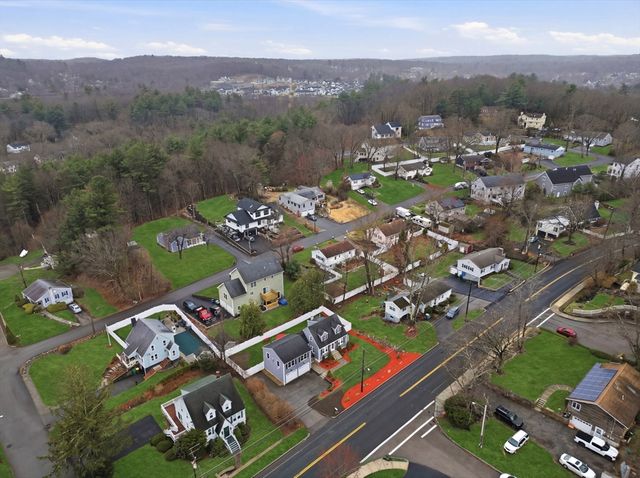 206 Russell St, Woburn, MA 01801