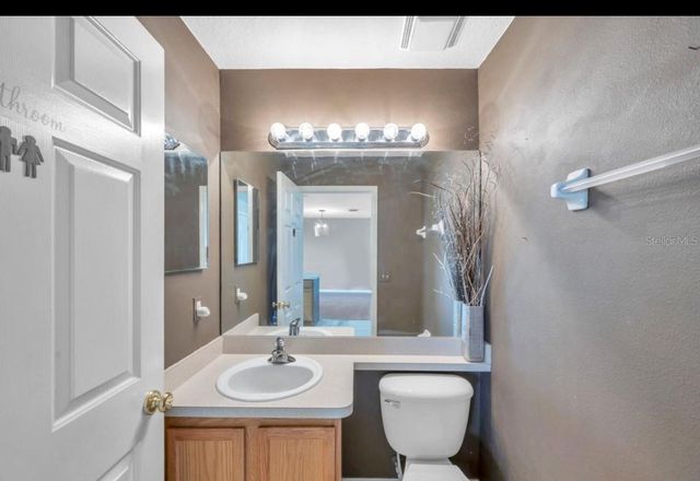 13059 THOROUGHBRED LOOP, Largo, FL 33773