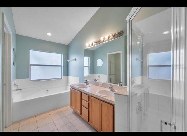 13059 THOROUGHBRED LOOP, Largo, FL 33773