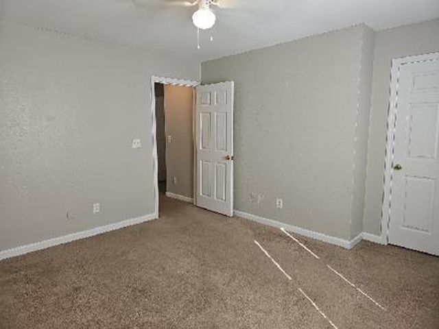 1106 Carline Road D, Rossville, GA 30741