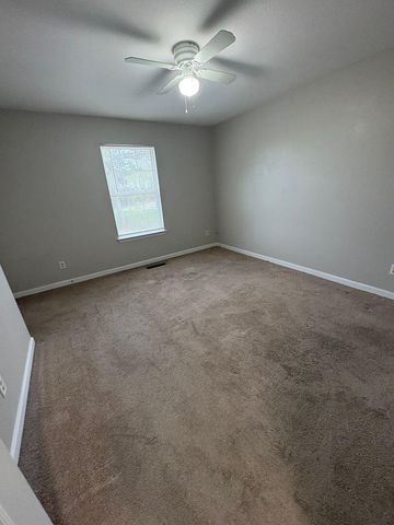1106 Carline Road D, Rossville, GA 30741