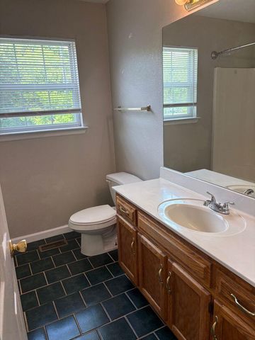 1106 Carline Road D, Rossville, GA 30741