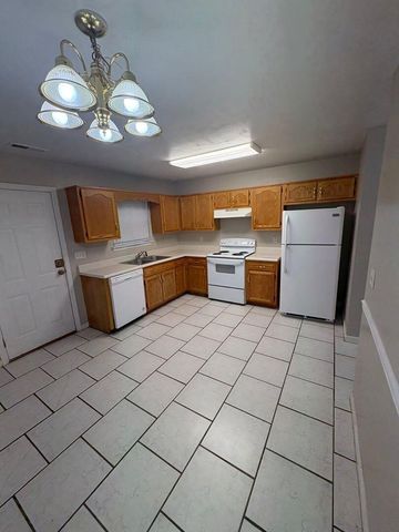 1106 Carline Road D, Rossville, GA 30741