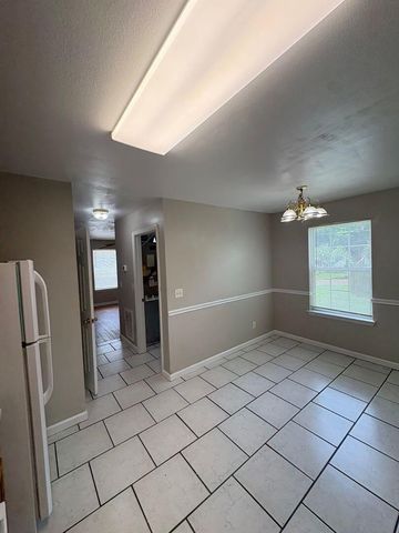 1106 Carline Road D, Rossville, GA 30741