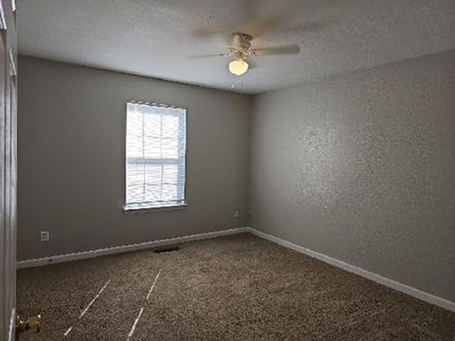 1106 Carline Road D, Rossville, GA 30741