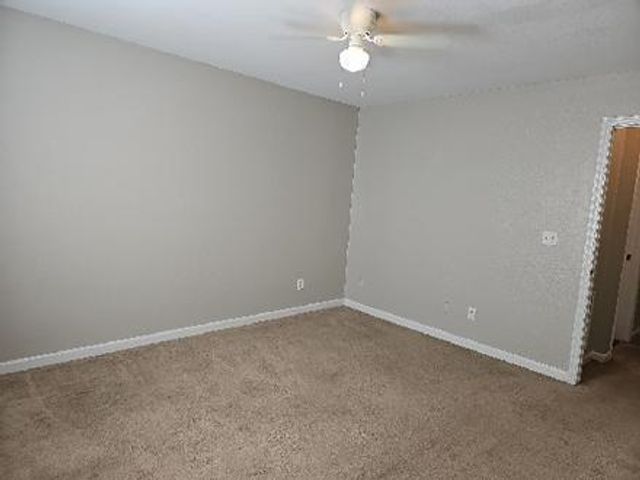 1106 Carline Road D, Rossville, GA 30741