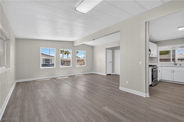 3499 Katmai Drive, Las Vegas, NV 89122