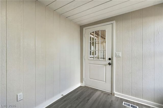 3499 Katmai Drive, Las Vegas, NV 89122