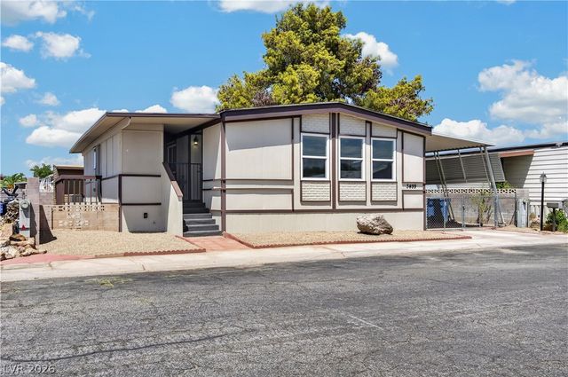 3499 Katmai Drive, Las Vegas, NV 89122