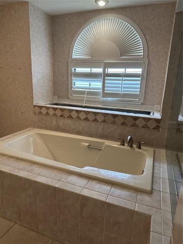 1612 GULF BEACH BOULEVARD, Tarpon Springs, FL 34689