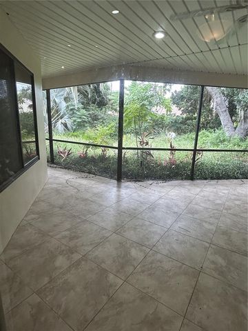 1612 GULF BEACH BOULEVARD, Tarpon Springs, FL 34689