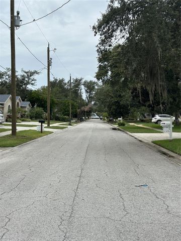 1612 GULF BEACH BOULEVARD, Tarpon Springs, FL 34689