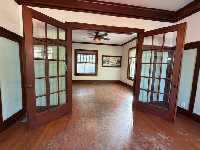 110 BLUFF Street, Council Bluffs, IA 51503