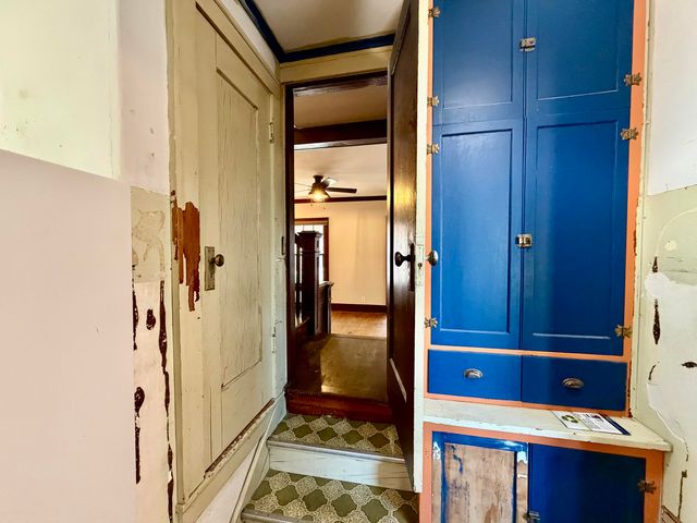 110 BLUFF Street, Council Bluffs, IA 51503