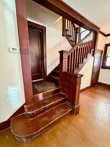 110 BLUFF Street, Council Bluffs, IA 51503