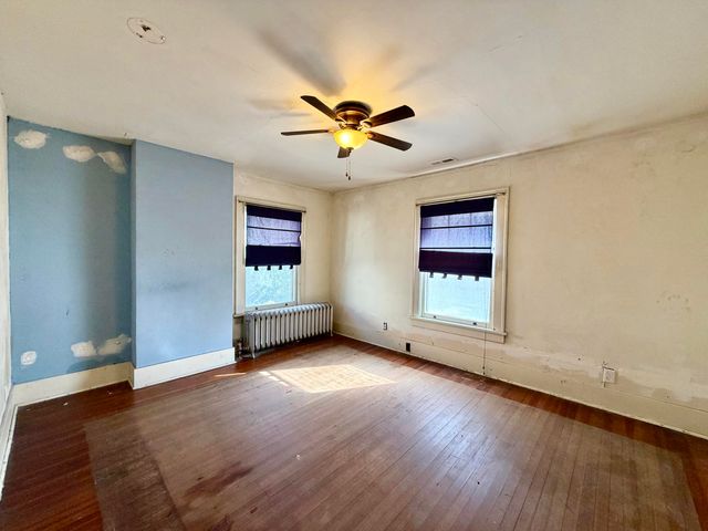 110 BLUFF Street, Council Bluffs, IA 51503