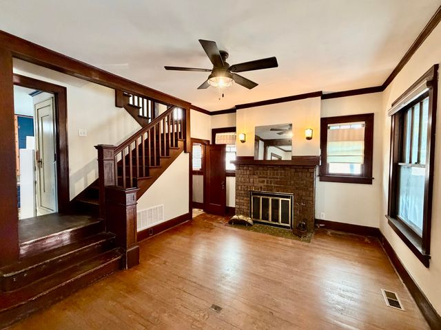 110 BLUFF Street, Council Bluffs, IA 51503