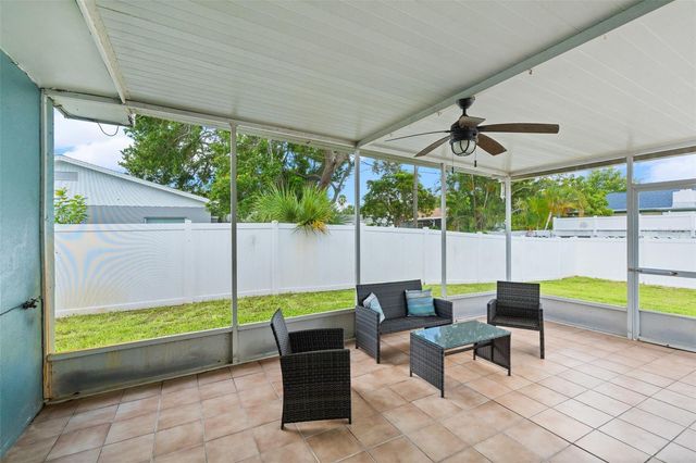 7690 91ST STREET, Seminole, FL 33777