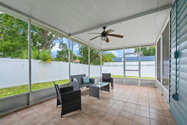 7690 91ST STREET, Seminole, FL 33777