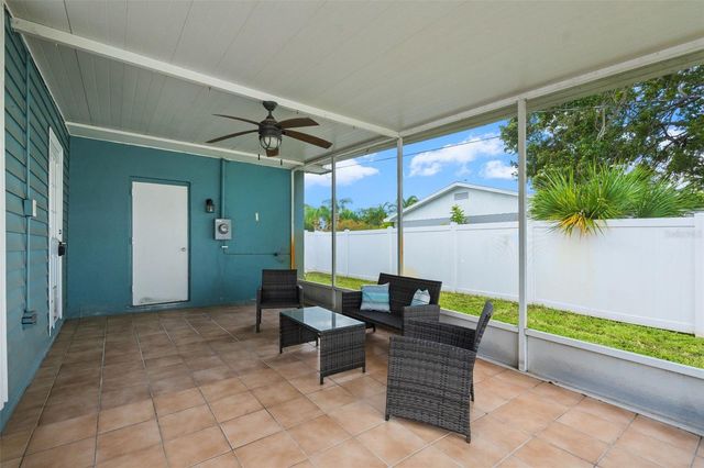 7690 91ST STREET, Seminole, FL 33777