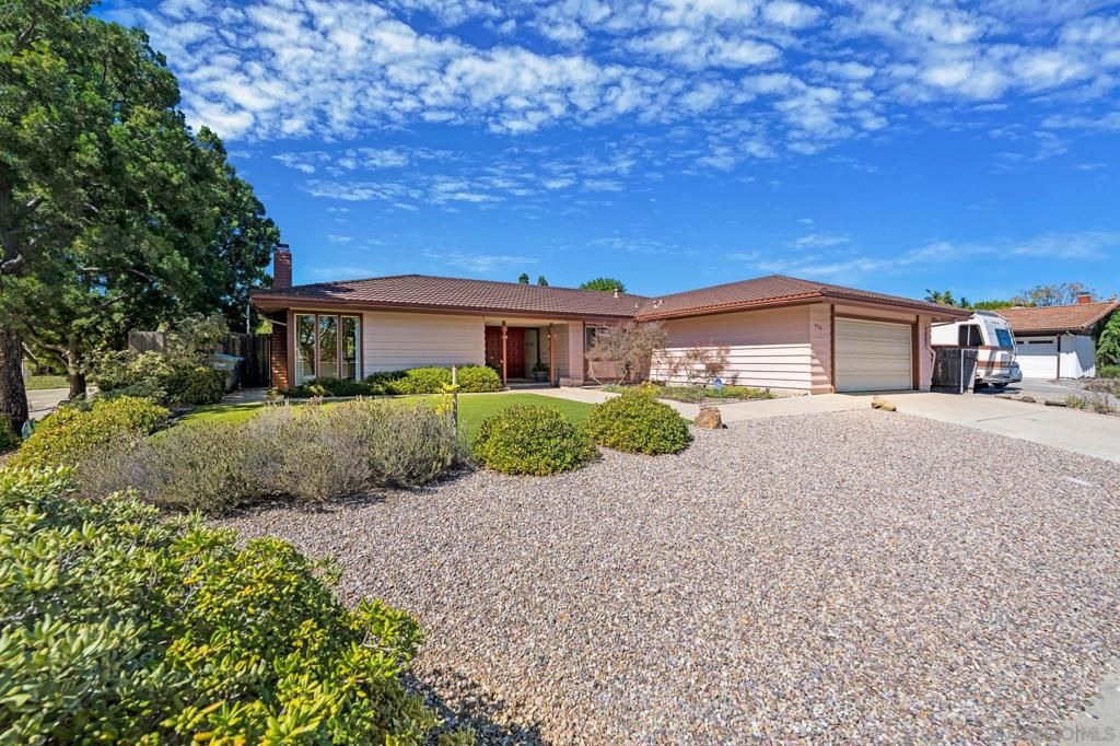 6350 Casselberry Way, San Diego, CA 92119 — photo 5