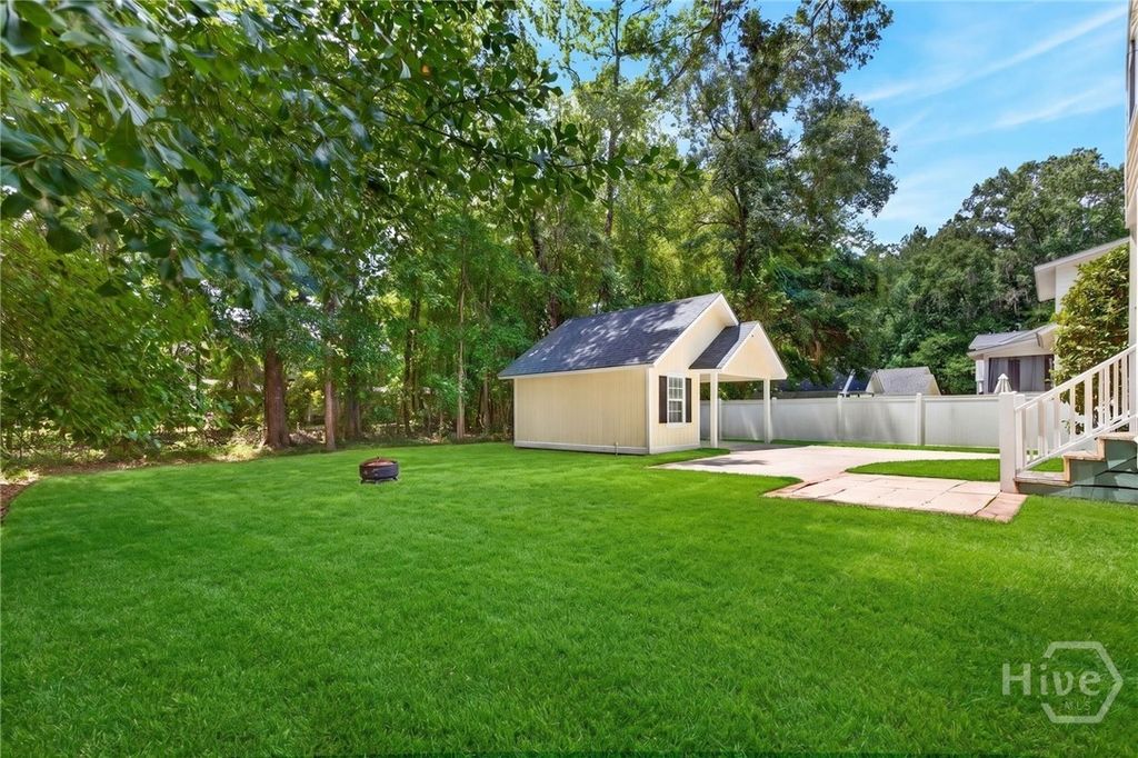 Image 37 of property listing at 19 Cottage Court, Richmond Hill, GA 31324