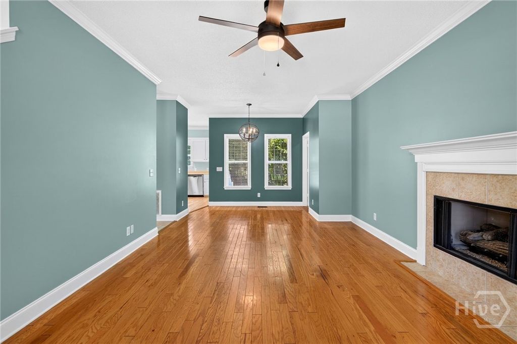 Image 8 of property listing at 19 Cottage Court, Richmond Hill, GA 31324