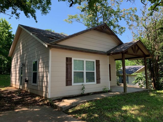 808 W Hull Street, Denison, TX 75020