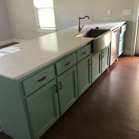 808 W Hull Street, Denison, TX 75020