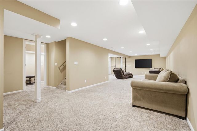 8656 Prairie Trail, Bloomington, IL 61705