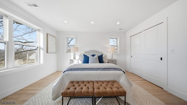 4 Hilltop Way, Essex Fells Twp., NJ 07021