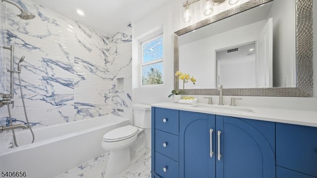 4 Hilltop Way, Essex Fells Twp., NJ 07021