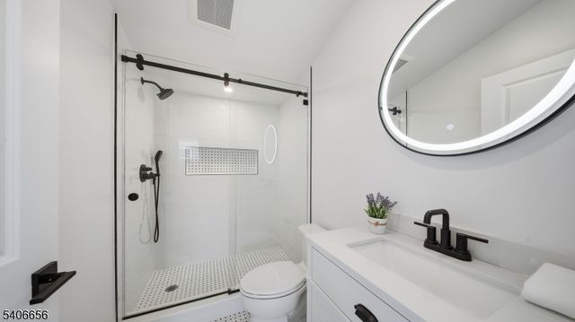 4 Hilltop Way, Essex Fells Twp., NJ 07021