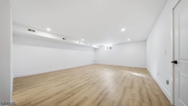 4 Hilltop Way, Essex Fells Twp., NJ 07021