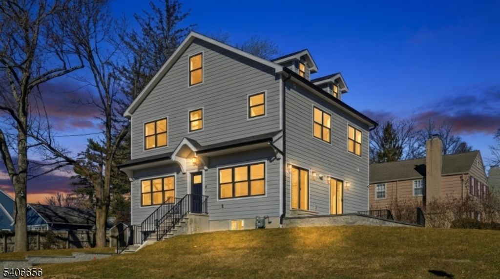 4 Hilltop Way, Essex Fells Twp., NJ 07021