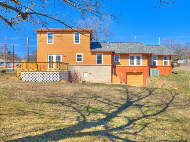 2524 W 51st Street, Tulsa, OK 74107