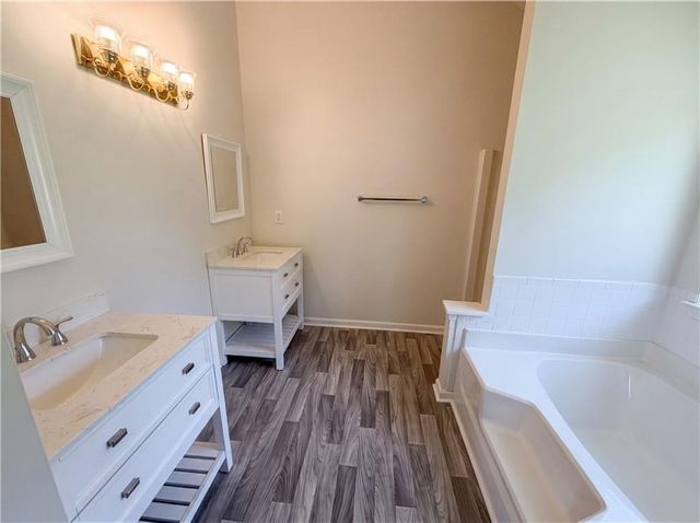 2125 Rosewood Mill Court, Loganville, GA 30052