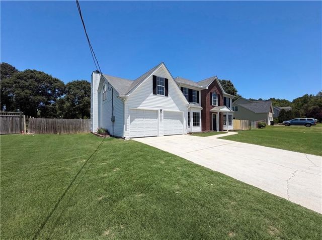2125 Rosewood Mill Court, Loganville, GA 30052